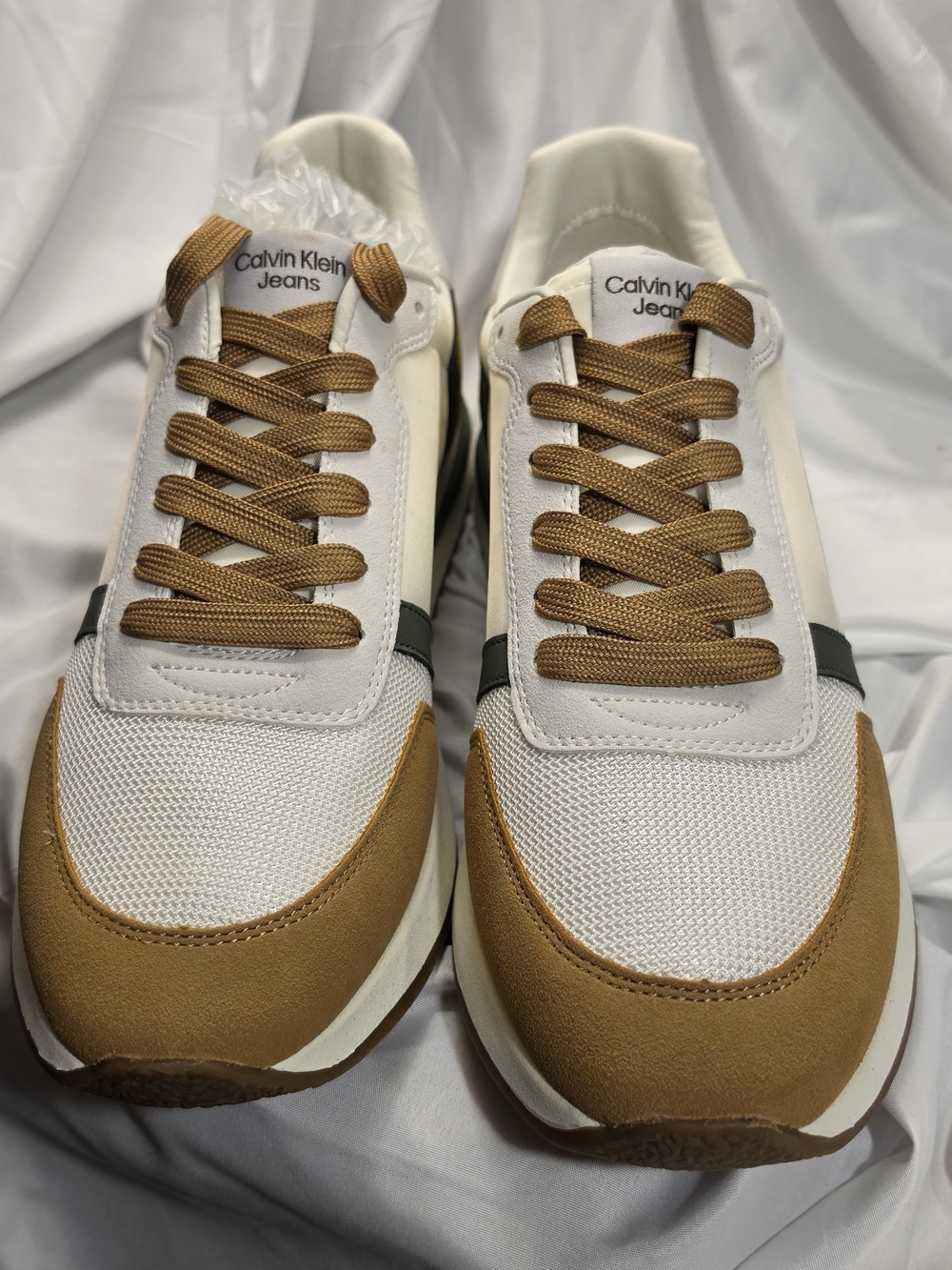 Calvin Klein Jeans Men’s White, Tan & Black Low-Top Sneakers